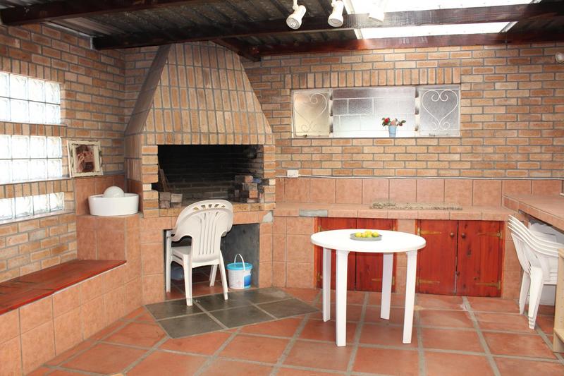 5 Bedroom Property for Sale in Churchill Estate Western Cape